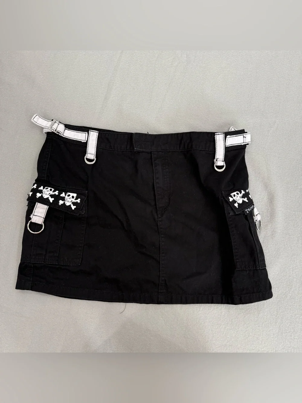 Tripp NYC Black Cargo Pocket Mini Skirt Sz XL Black with White Details Skull Zip